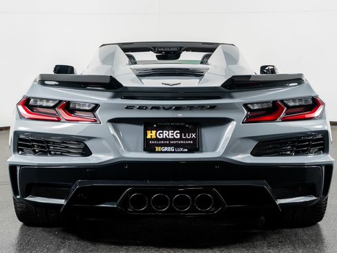 Used 2025 Chevrolet Corvette Z06 image 11