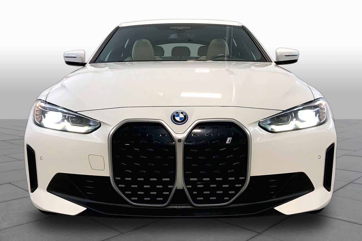 Used 2024 BMW i4 xDrive40i w/ Premium Package AWD/4WD image 3