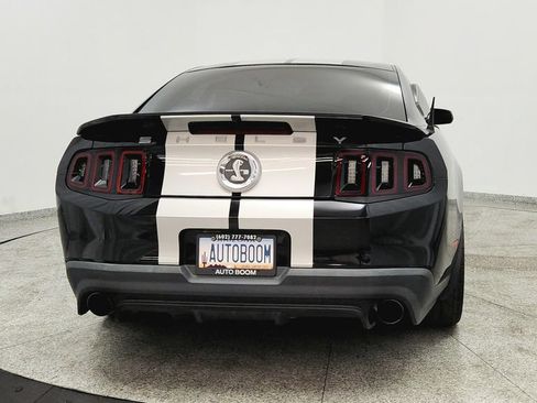 Used 2010 Ford Mustang Shelby GT500 RWD image 4