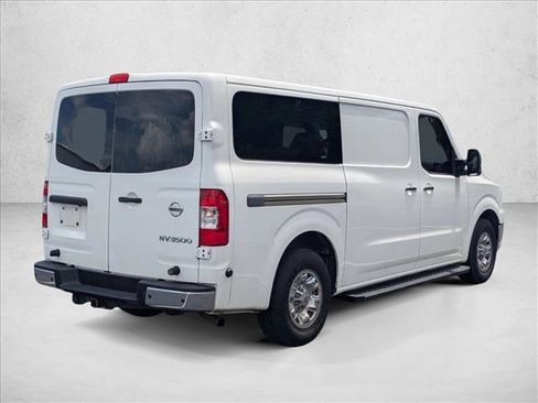 Used 2017 Nissan NV 3500 SL w/ Technology Package RWD image 5