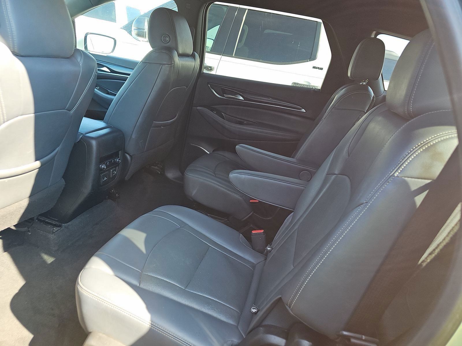 Used 2022 Buick Enclave Premium FWD image 10