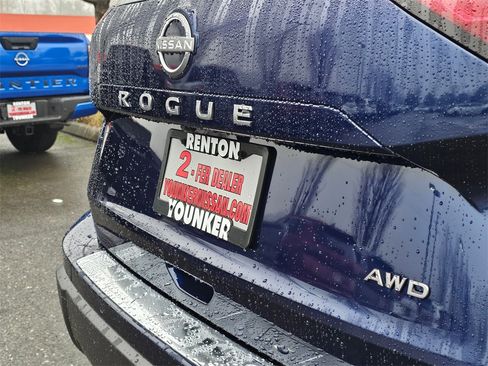 New 2026 Nissan Rogue SV image 10