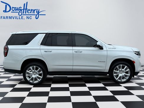 Used 2021 Chevrolet Tahoe High Country w/ Premium Package AWD/4WD image 6