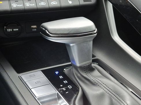 Used 2023 Hyundai Elantra SEL w/ Convenience Package image 14