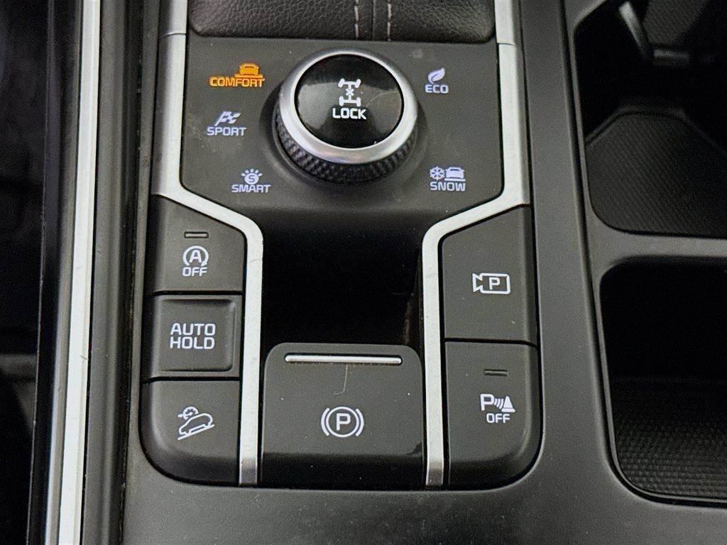 Used 2021 Kia Sorento EX w/ Panoramic Sunroof Package AWD/4WD image 11