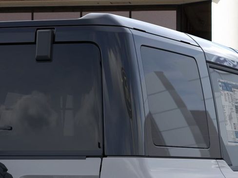 New 2026 Ford Bronco Outer Banks w/ Sasquatch Package AWD/4WD image 25