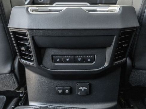 Used 2023 Toyota Tundra Platinum AWD/4WD image 16