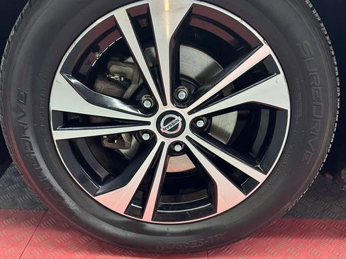 Used 2021 Nissan Sentra SV image 28