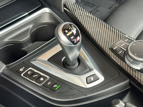 Used 2018 BMW M4 Coupe RWD image 18