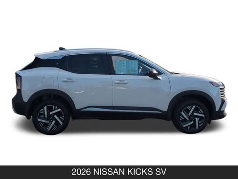 Used 2026 Nissan Kicks SV FWD image 6