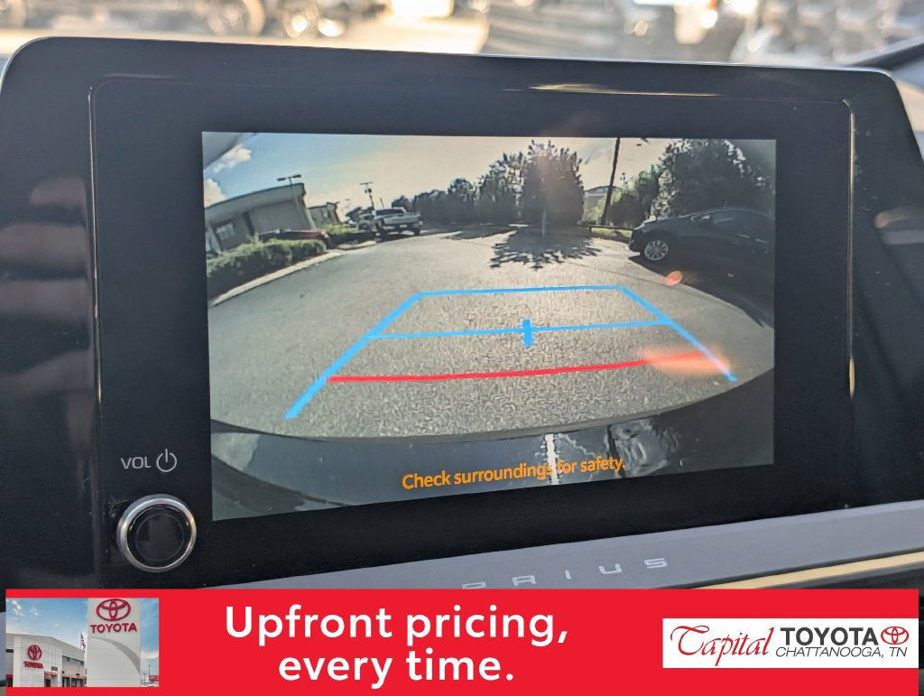 Used 2025 Toyota Prius LE FWD image 24
