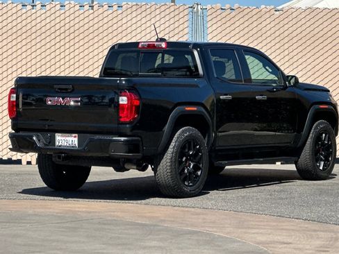 Certified 2024 GMC Canyon Denali w/ LPO, Denali Black Edition AWD/4WD image 4