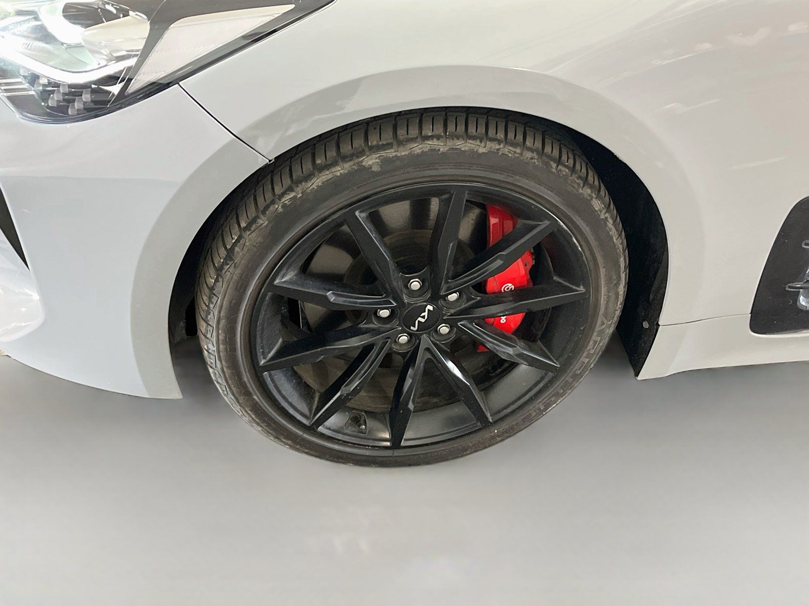 Used 2023 Kia Stinger GT2 AWD/4WD image 31