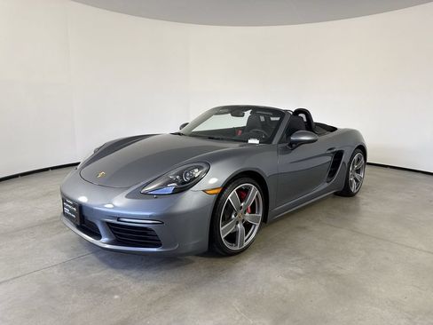 Certified 2025 Porsche 718 Boxster S RWD image 1