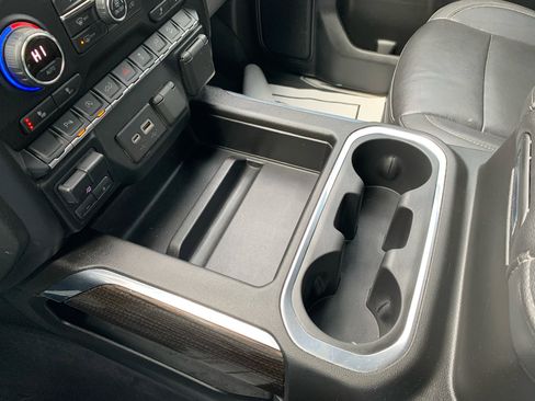 Used 2021 Chevrolet Silverado 1500 LT Trail Boss w/ Convenience Package II image 21