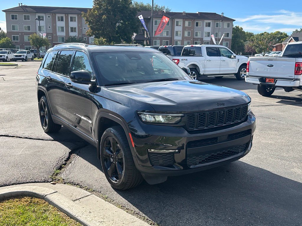 Used 2023 Jeep Grand Cherokee L Limited w/ Luxury Tech Group II AWD/4WD image 5