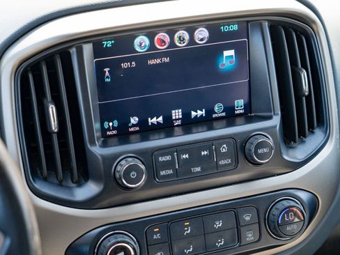 Used 2016 Chevrolet Colorado Z71 AWD/4WD image 21