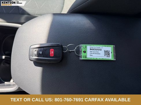 Used 2025 Toyota RAV4 XLE AWD/4WD image 33
