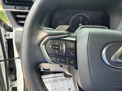 Used 2024 Lexus GX 550 w/ Accessory Package (2T) AWD/4WD image 33
