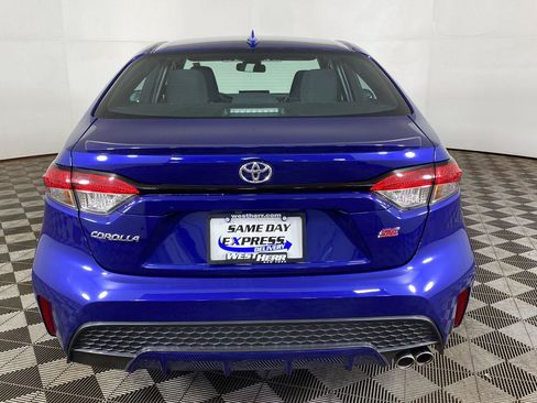 Used 2022 Toyota Corolla SE w/ Carpet Mat Package (TMS) FWD image 5