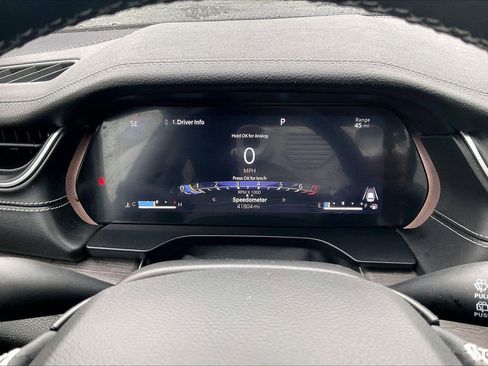 Certified 2023 Jeep Grand Cherokee Limited w/ Black Appearance Package image 11