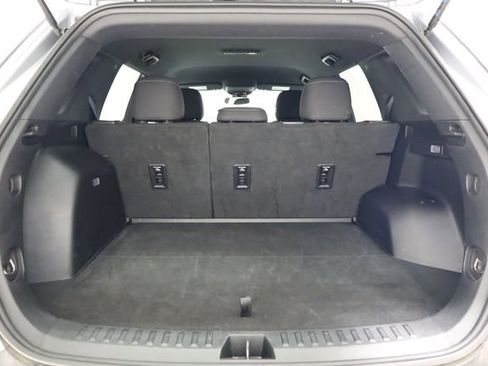 Used 2025 Chevrolet Equinox LT FWD image 27