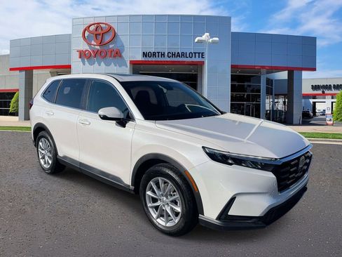 Used 2026 Honda CR-V EX image 3