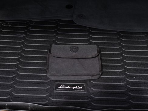 Used 2024 Lamborghini Urus Performante image 82