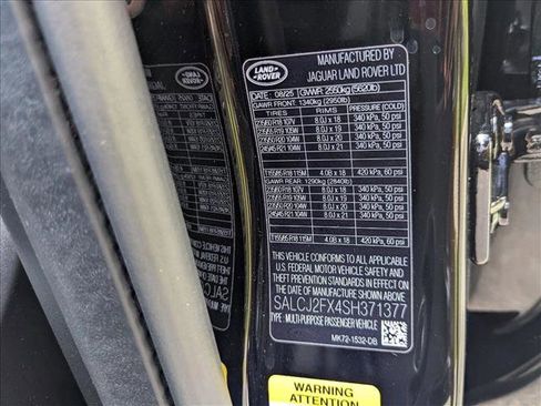 New 2025 Land Rover Discovery Sport S image 17