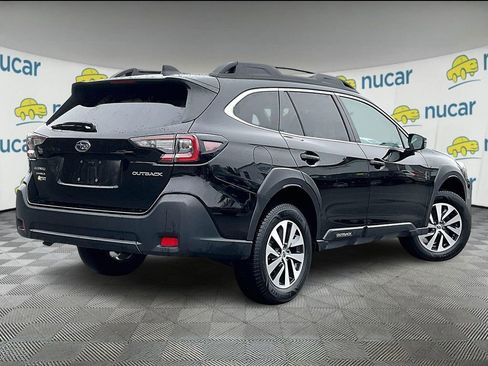 Used 2024 Subaru Outback Premium AWD/4WD image 6
