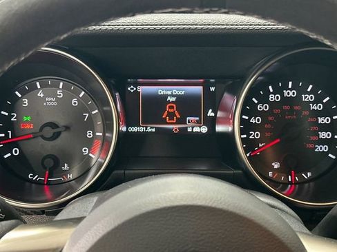 Used 2019 Ford Mustang Shelby GT350 w/ Technology Package image 29