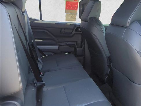 Used 2026 Toyota 4Runner TRD Off-Road Premium AWD/4WD image 23