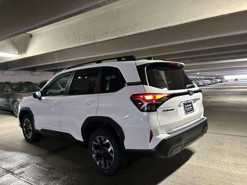 New 2026 Subaru Forester Premium w/ Base/Premium Plus Package AWD/4WD image 4