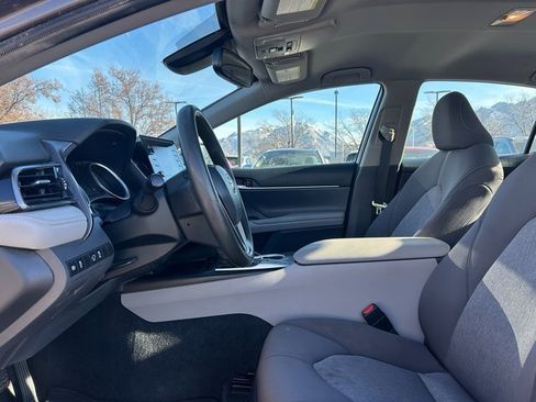 Used 2024 Toyota Camry LE image 25