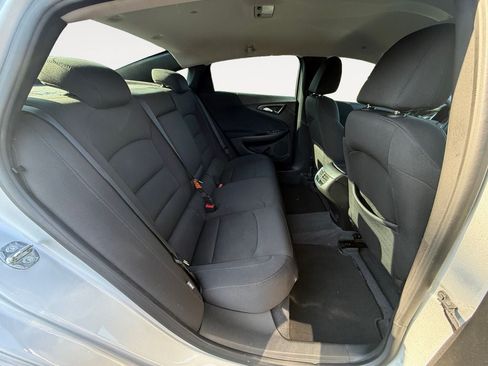 Used 2019 Chevrolet Malibu LT FWD image 23