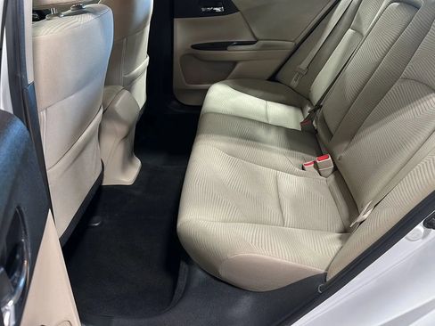 Used 2017 Honda Accord LX image 11