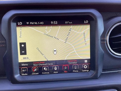 Used 2022 Jeep Gladiator Overland AWD/4WD image 14