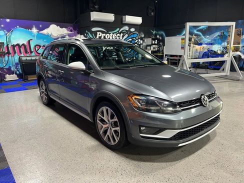 Used 2018 Volkswagen Golf Alltrack SEL image 6