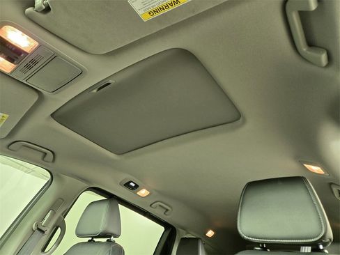 Used 2024 Honda Odyssey EX-L image 15