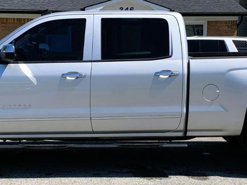 Used 2014 Chevrolet Silverado 1500 LTZ Z71 w/ LTZ Plus Package AWD/4WD image 2