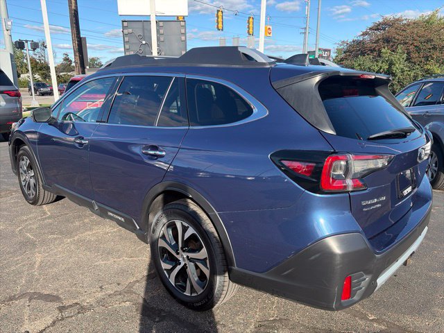 Used 2022 Subaru Outback Touring XT AWD/4WD image 4