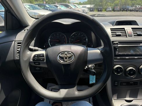 Used 2012 Toyota Corolla S FWD image 26