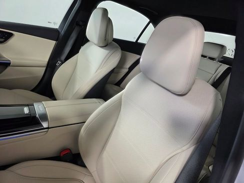 Certified 2025 Mercedes-Benz C 300 Sedan image 11