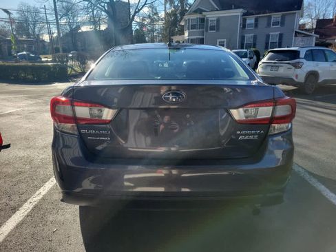 Used 2017 Subaru Impreza 2.0i image 4