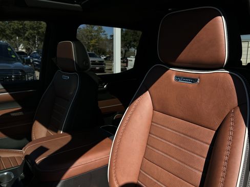 Used 2026 GMC Sierra 1500 Denali Ultimate image 23