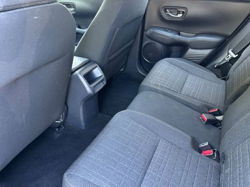 Used 2025 Honda HR-V LX image 16