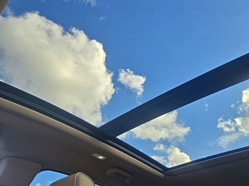 Used 2023 Acura MDX SH-AWD w/ Advance Package image 32