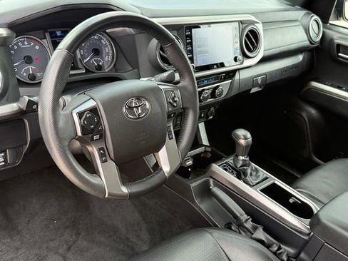 Used 2023 Toyota Tacoma Limited RWD image 9
