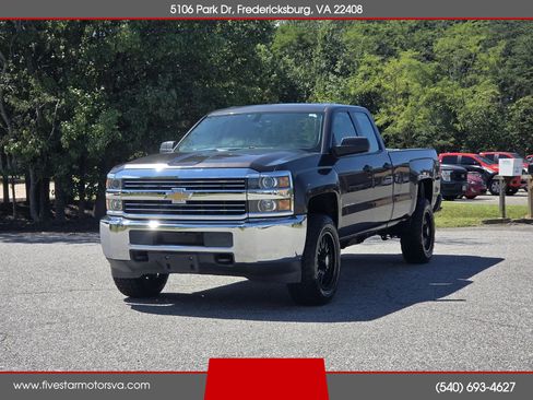 Used 2015 Chevrolet Silverado 2500 W/T AWD/4WD image 1