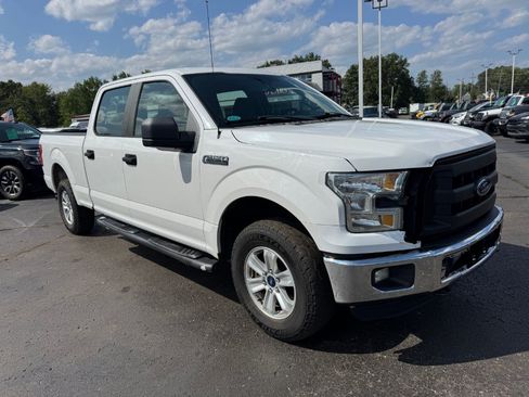 Used 2016 Ford F150 XL w/ Equipment Group 101A Mid AWD/4WD image 7